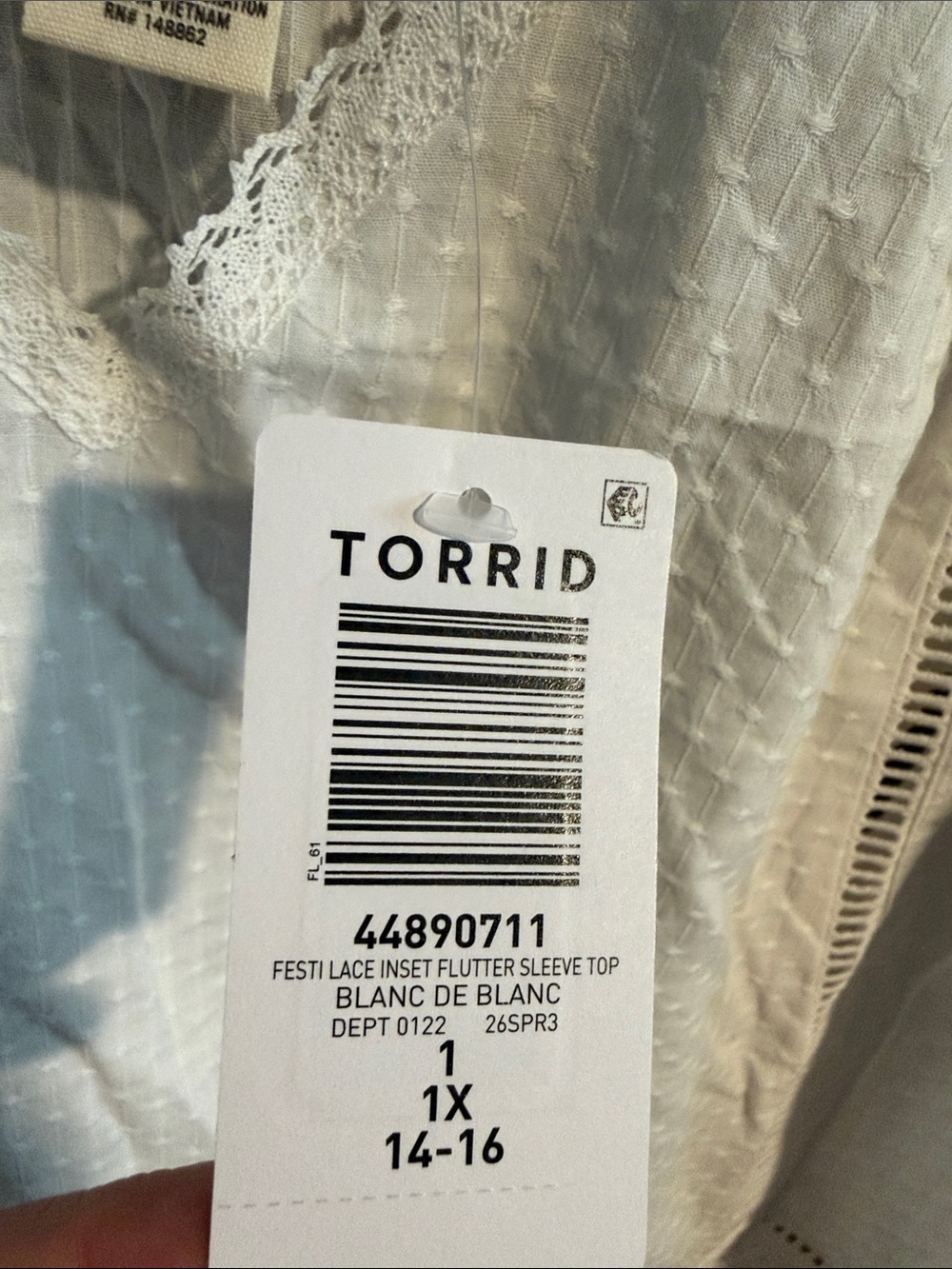 torrid White Swiss Dot Lace Peasant Blouse - Picture 4 of 8